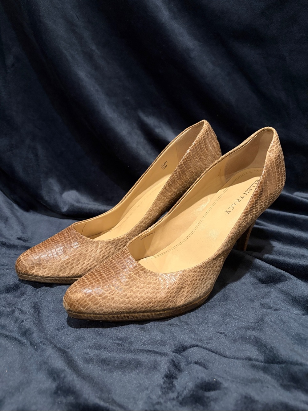 Vintage Ellen Tracy Tan Snakeskin-Embossed Pointed-Toe Heels